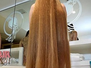 bare-ass well-endowed blonde drop-out milf leona prepayment shampoo