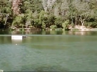 Göl Sonuç Tam Erotik Softcore Film (1993)